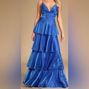 Blue tiered prom dress